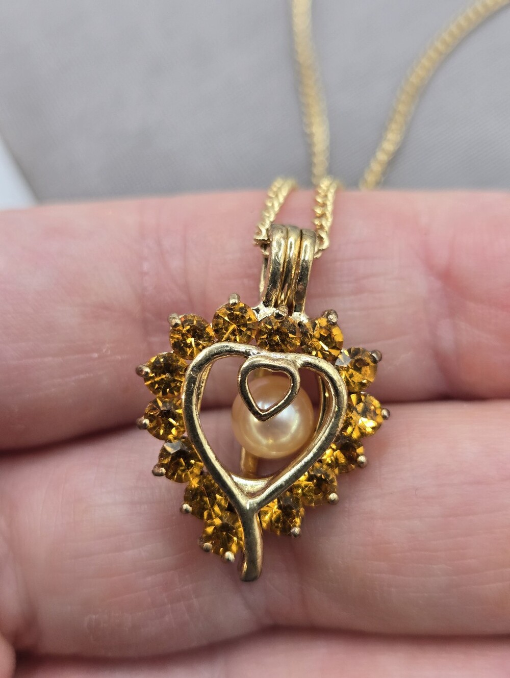 Y2k Yellow CZ Heart Caged Pearl Necklace Dainty Gold Chain 18" Whimsical - Picture 4 of 9